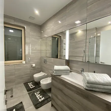 Modern Living In 2 Apartmán