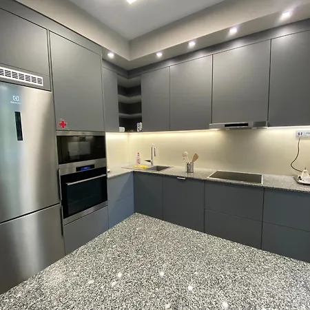 Modern Living In 2 * ブダペスト