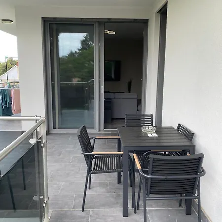 Modern Living In 2 Appartement Budapest