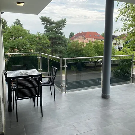 Modern Living In 2 * 부다페스트