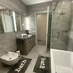 Appartement Modern Living In 2